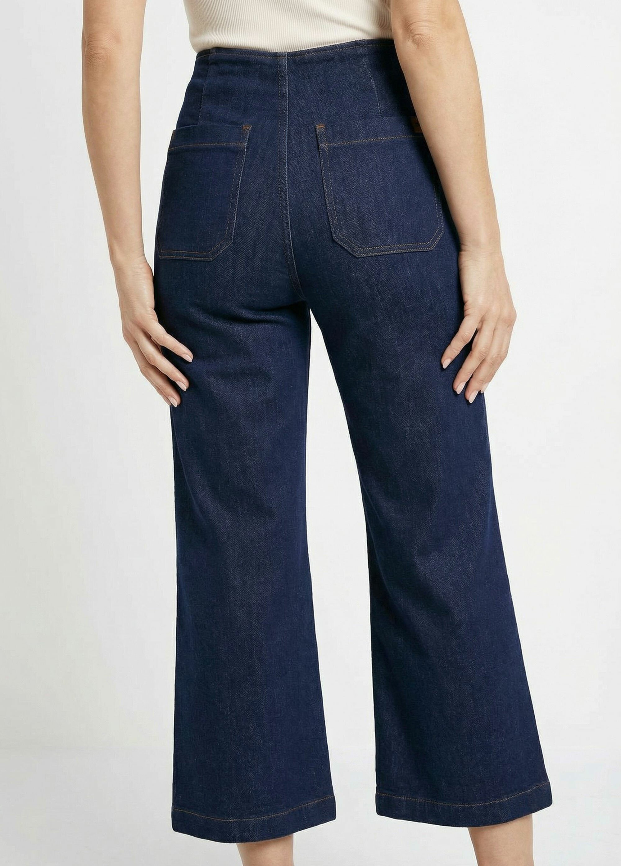 Jean cintré coupe large, spécial PETITE