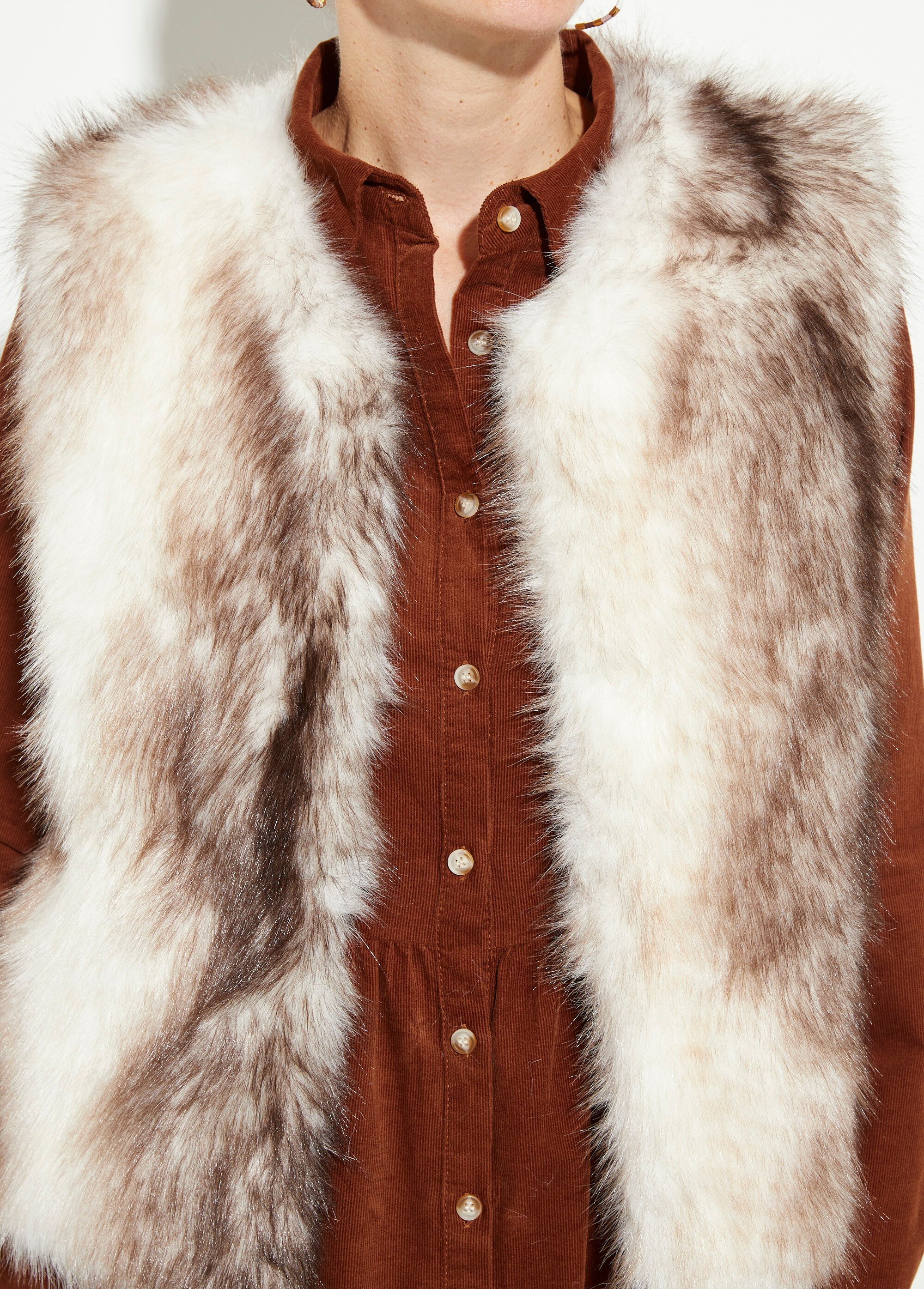 Gilet en fausse fourrure sans manches Femme Beige IA-Z018 DE1