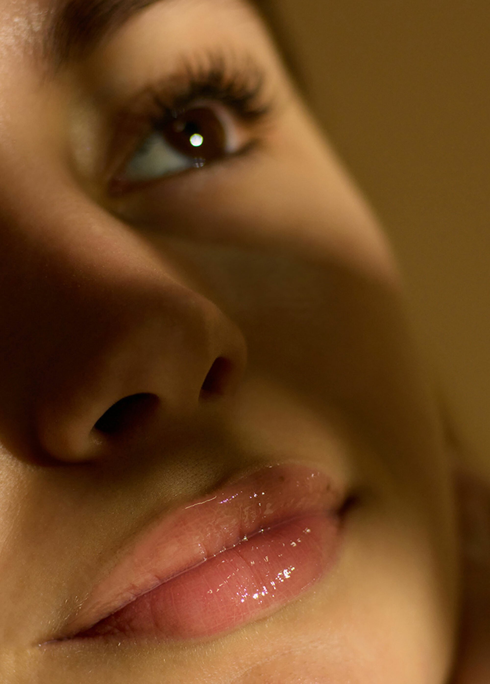 Huile à lèvres teintée BIO nourrissante Blanc AV-1821 SI1