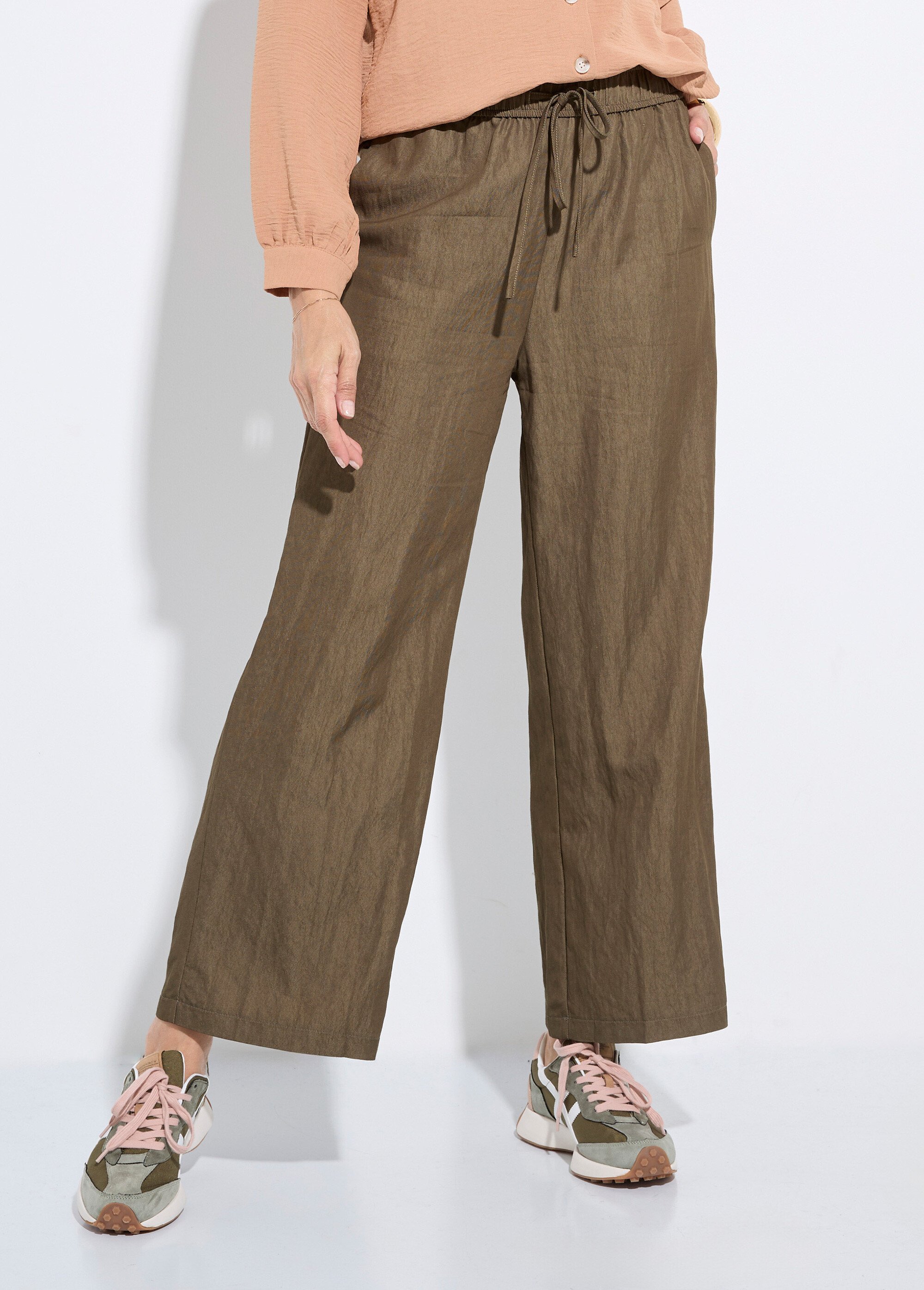 Pantalon fluide élastiqué twill uni Femme Vert IA-R5995 FA1