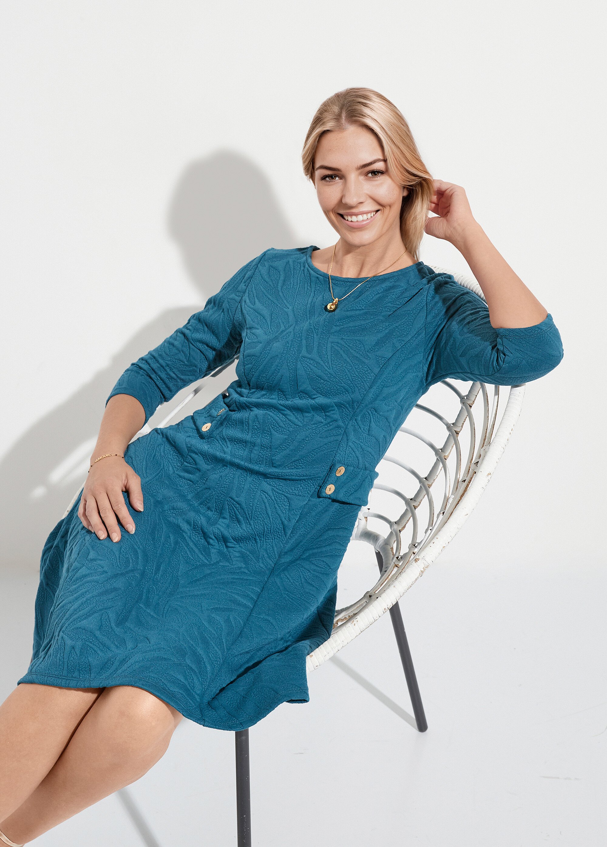 Robe courte galbée jacquard reliefé Femme Bleu HAUDREY MV1