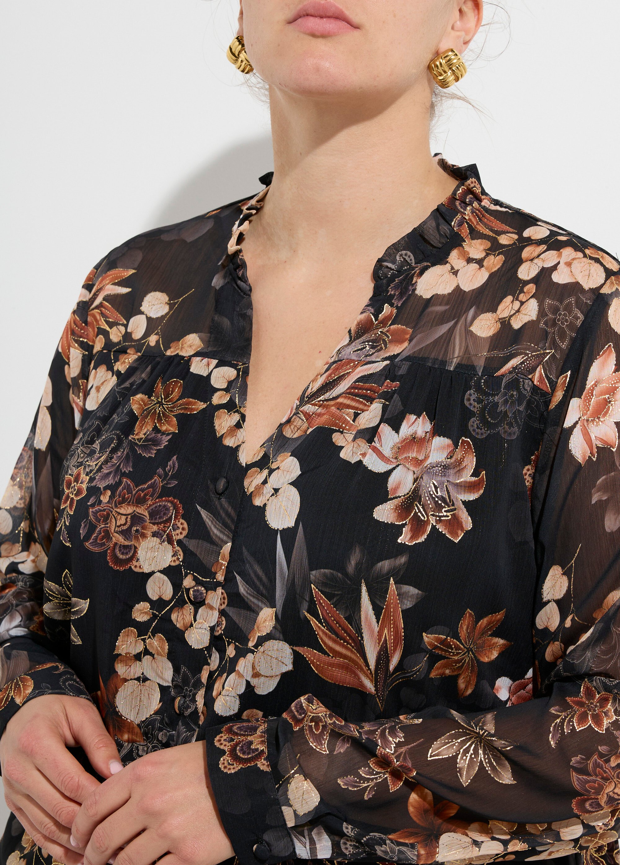 Tunique voile col V volanté, fleuri doré Femme Grande Taille Noir MA-1052-2137 DE1