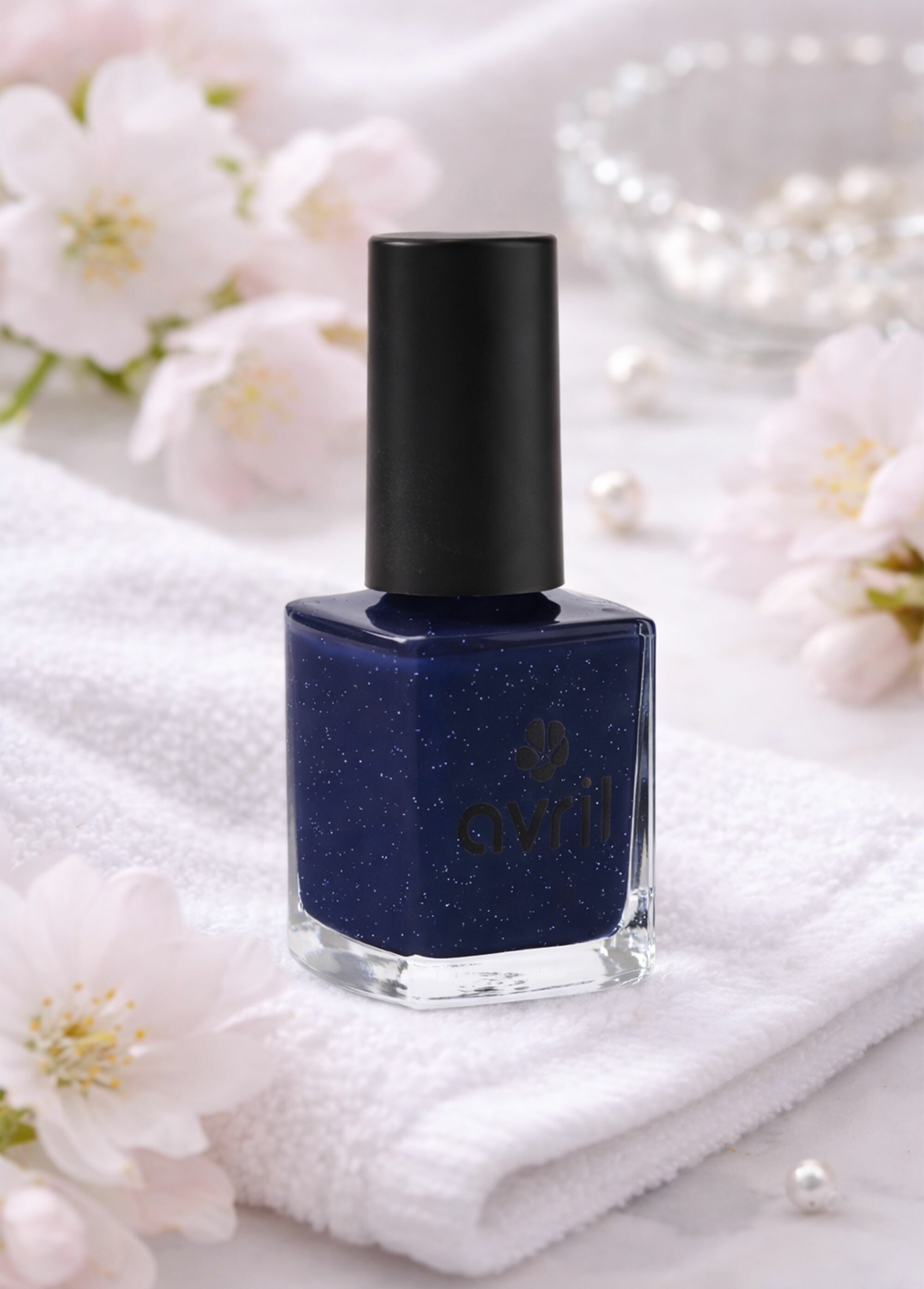 Vernis à ongles BIO, couleur intense Bleu AV-2024 SI1