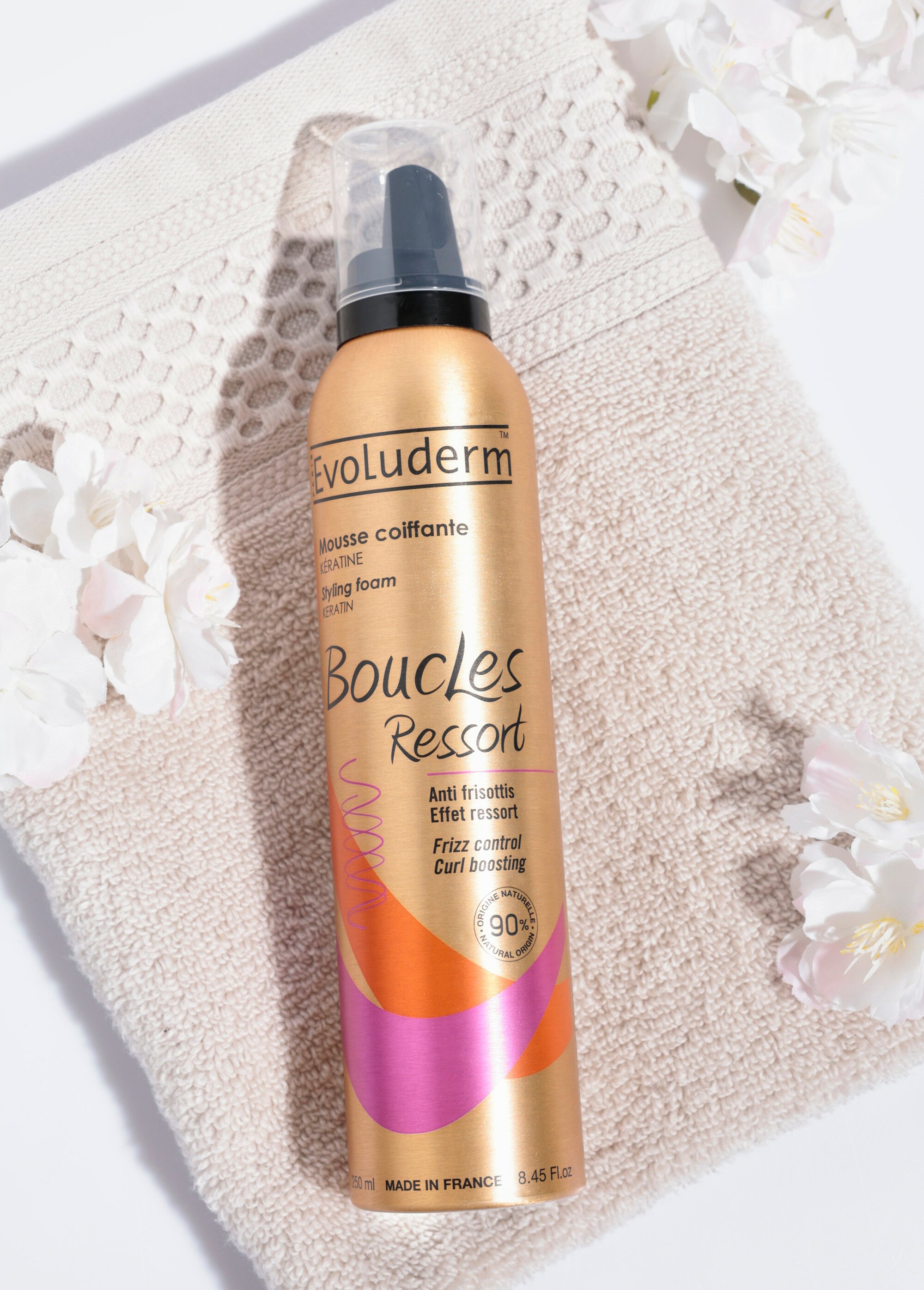 Mousse coiffante pour cheveux bouclés Doré EVO12191 SF1