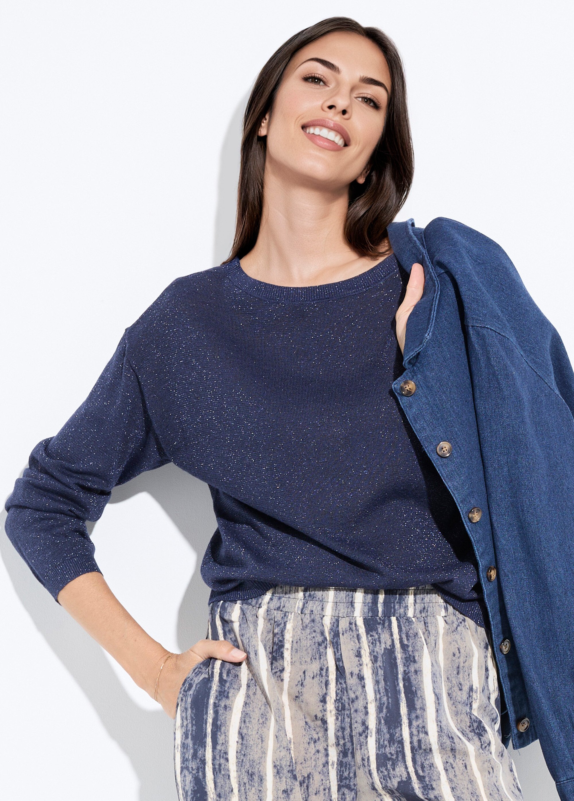 Pull court en maille fine métallisée Femme Bleu IA-AR837 MV1