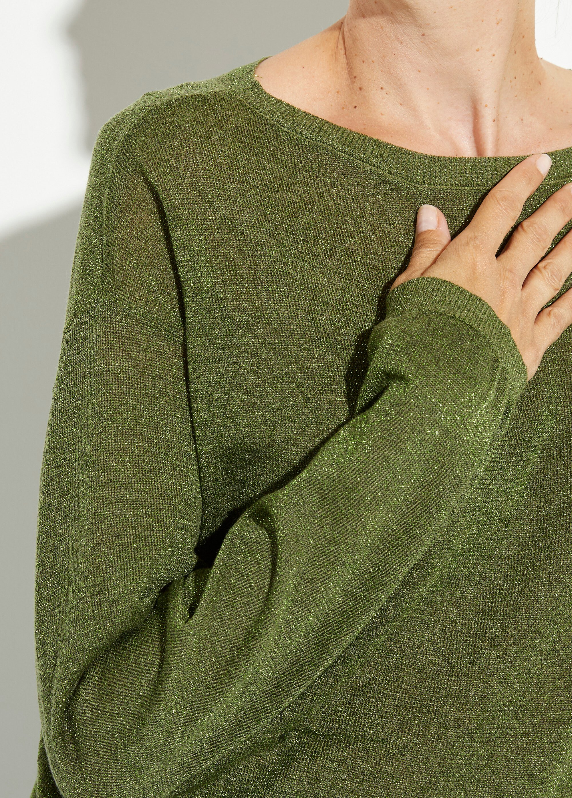 Pull court en maille fine métallisée Femme Vert IA-AR837 DE1