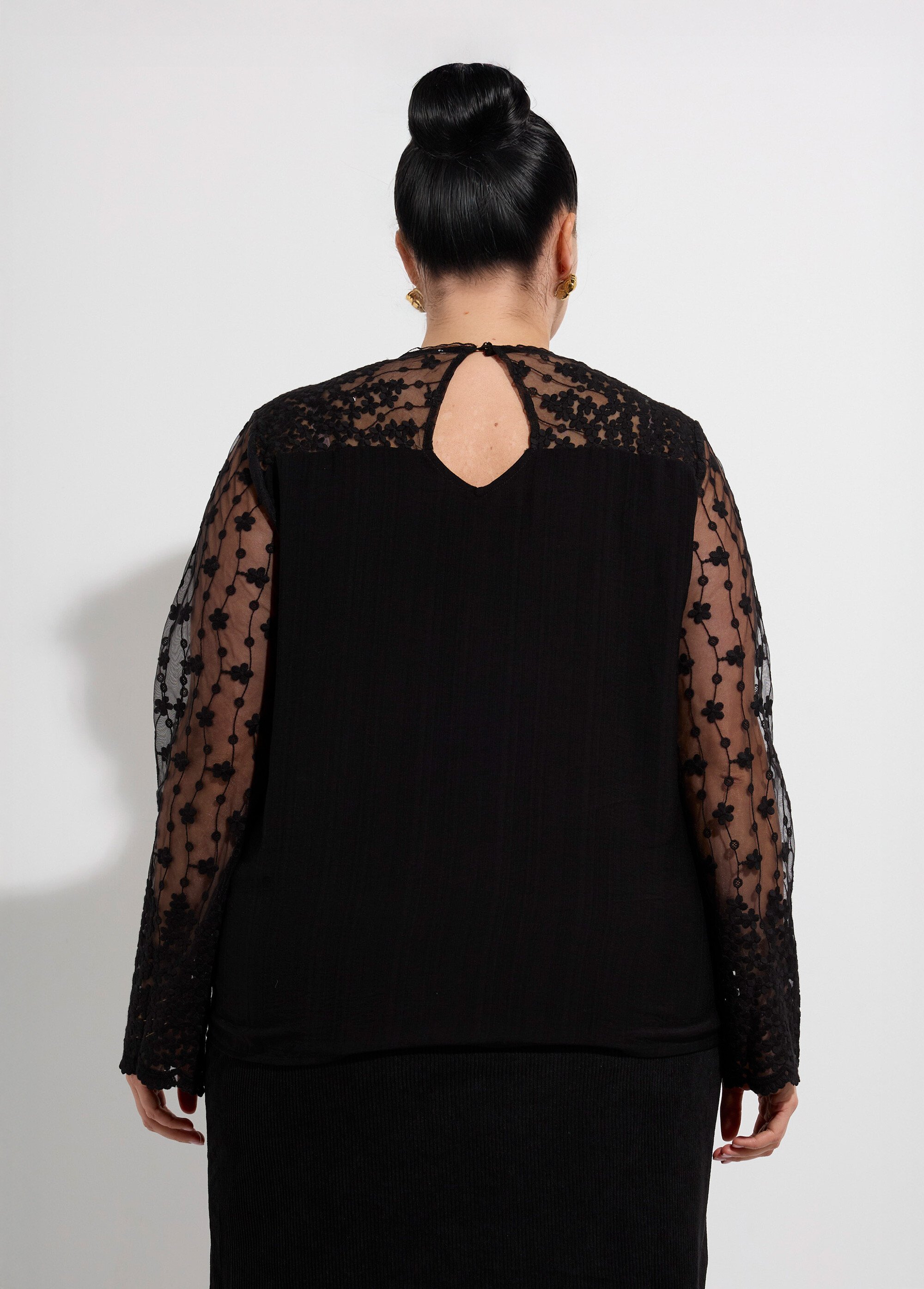 Tunique col V et manches dentelle fleurie Femme Grande Taille Noir MA-M859-1539 DO1