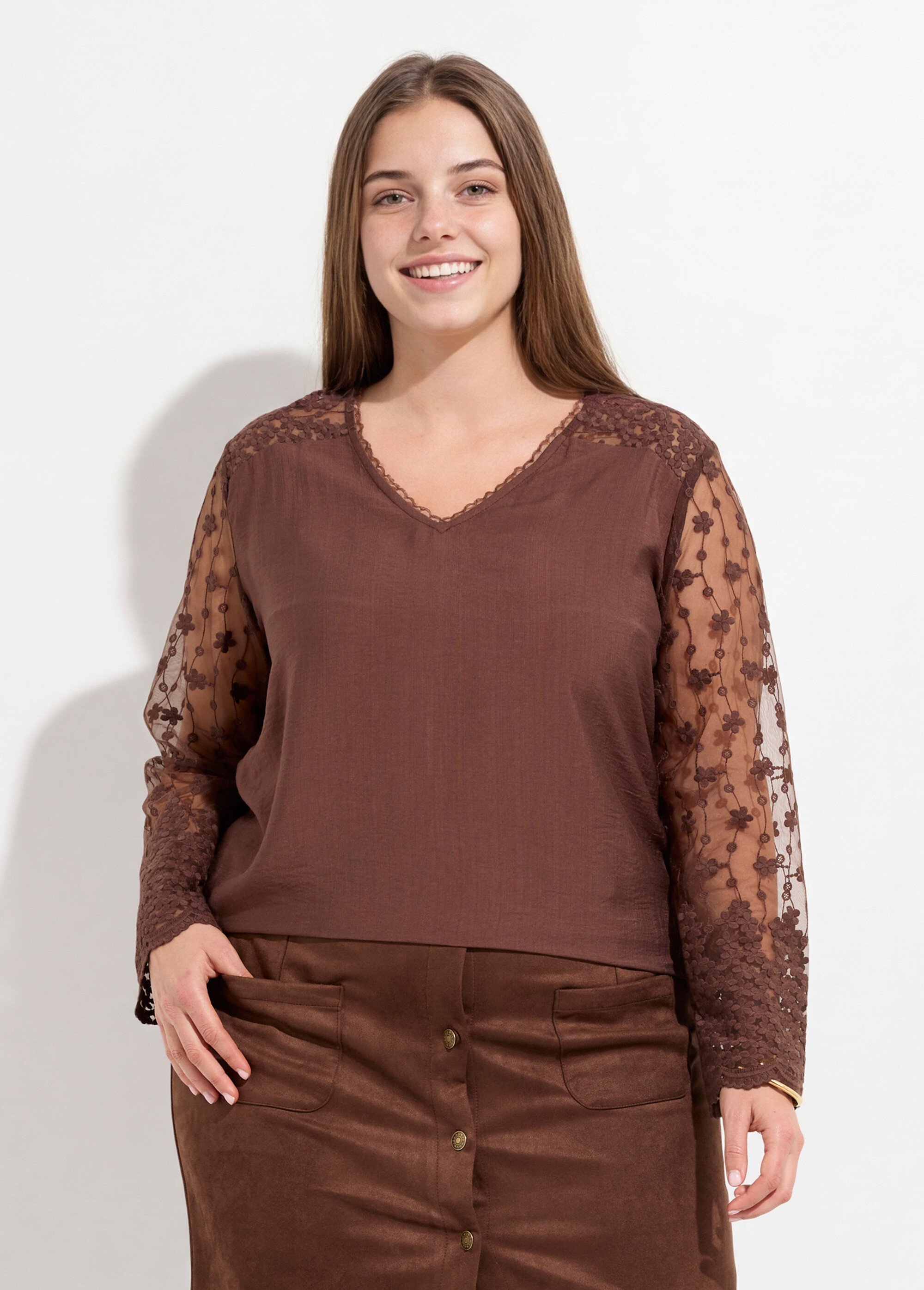 Tunique col V et manches dentelle fleurie