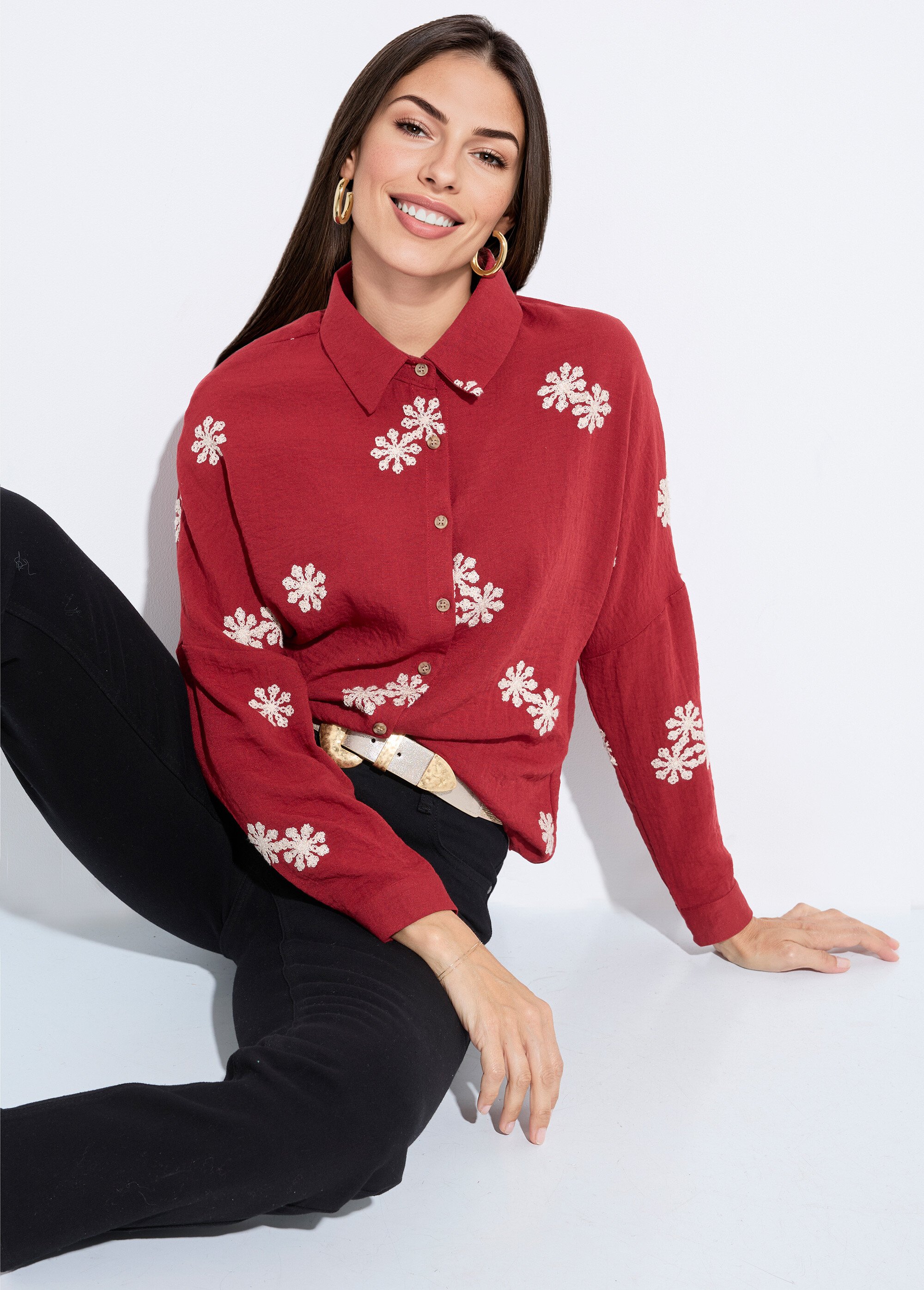 Chemisier avec broderies fleurs stylisées Femme Rouge IA-C758 MV1