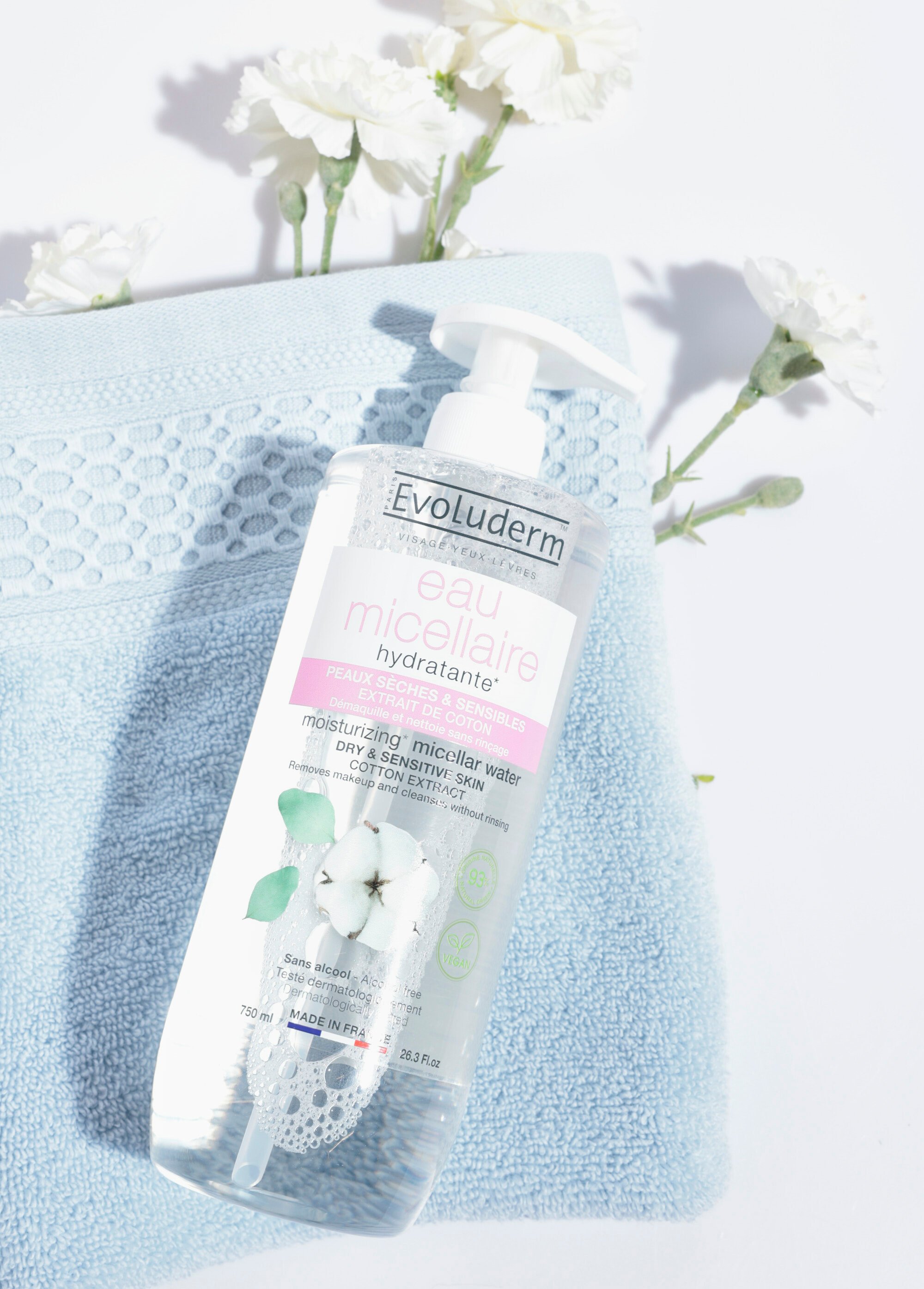 Eau micellaire démaquillante au coton Blanc EVO25410 SF1