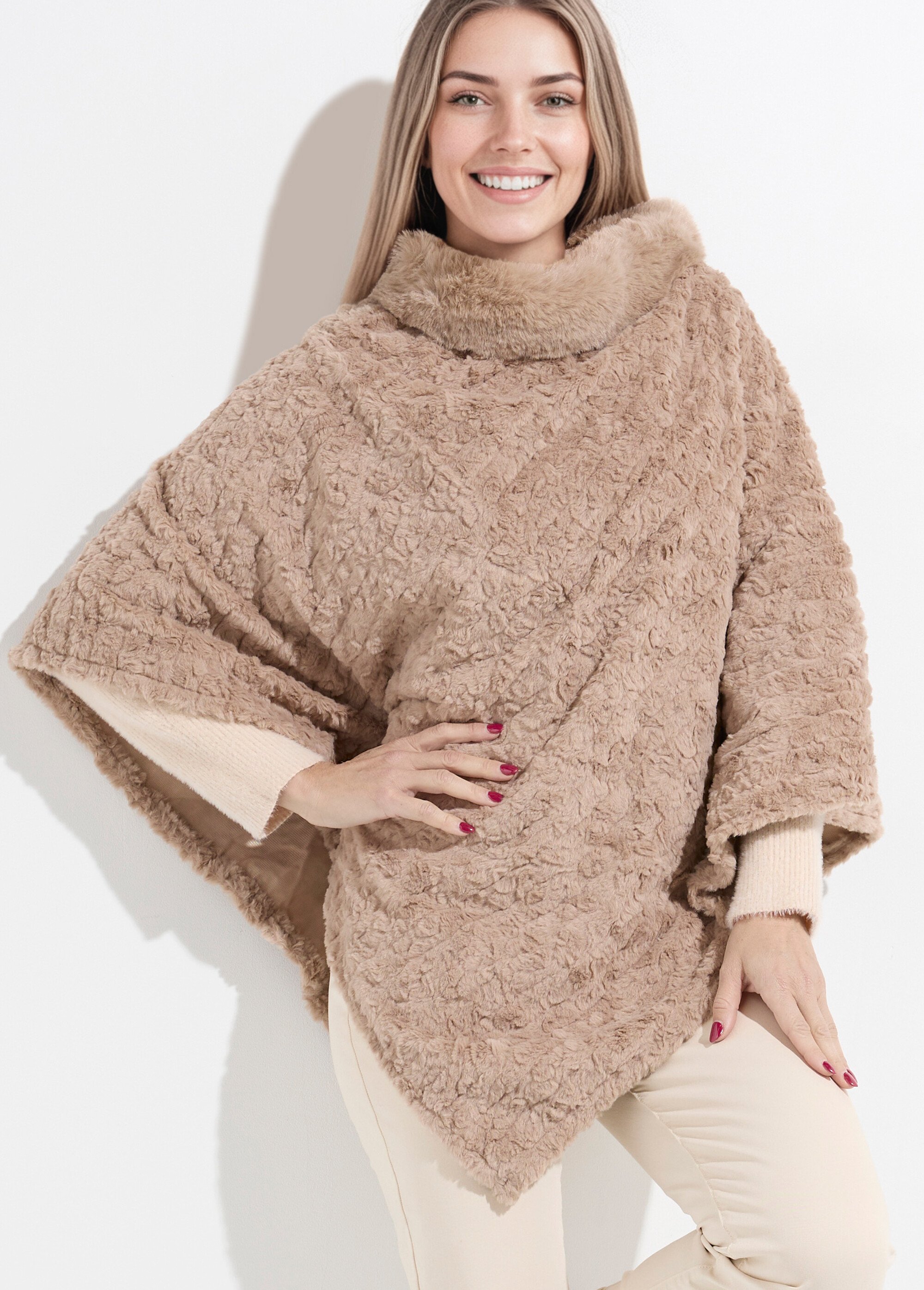 Poncho col montant en polaire façon sherpa Femme Marron NES180POW2402 MV1