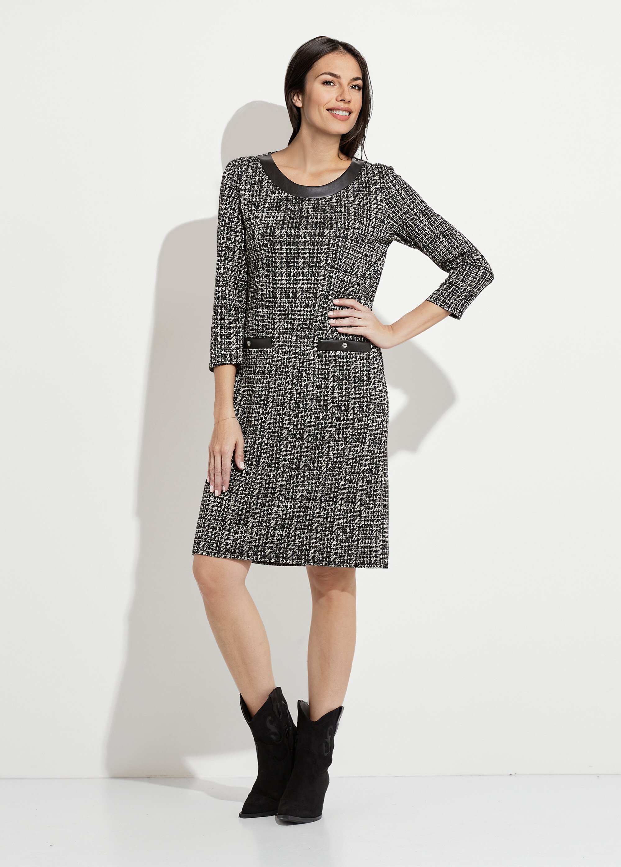 Robe droite courte jacquard détails noirs Femme Noir HAUGUSTE FA1