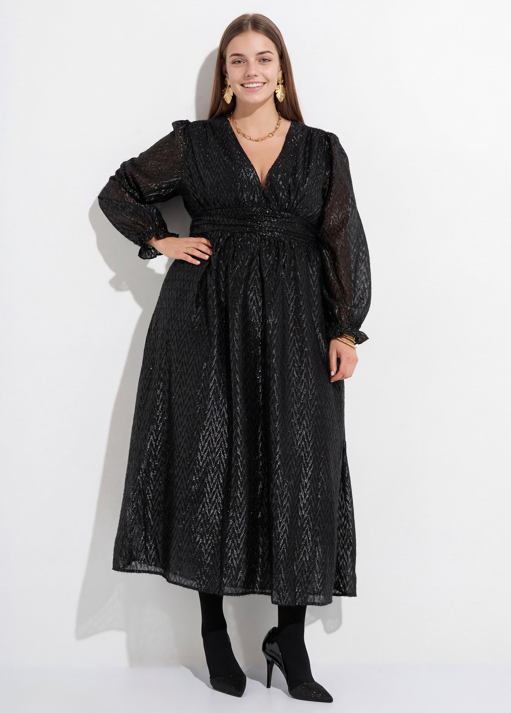 Robe longue chic col V, chevrons fantaisie