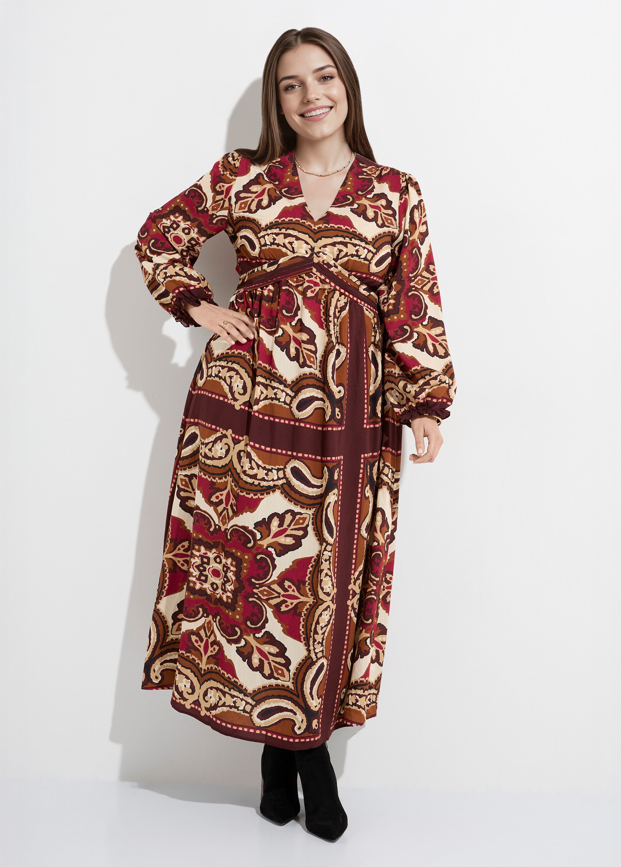 Robe longue col V inspiration ethnique