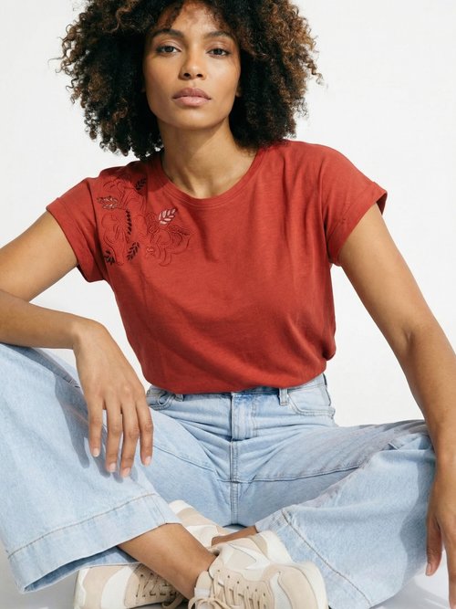 T-shirt court uni brodé ajouré manches courtes Femme Rouge CLEYA MV1