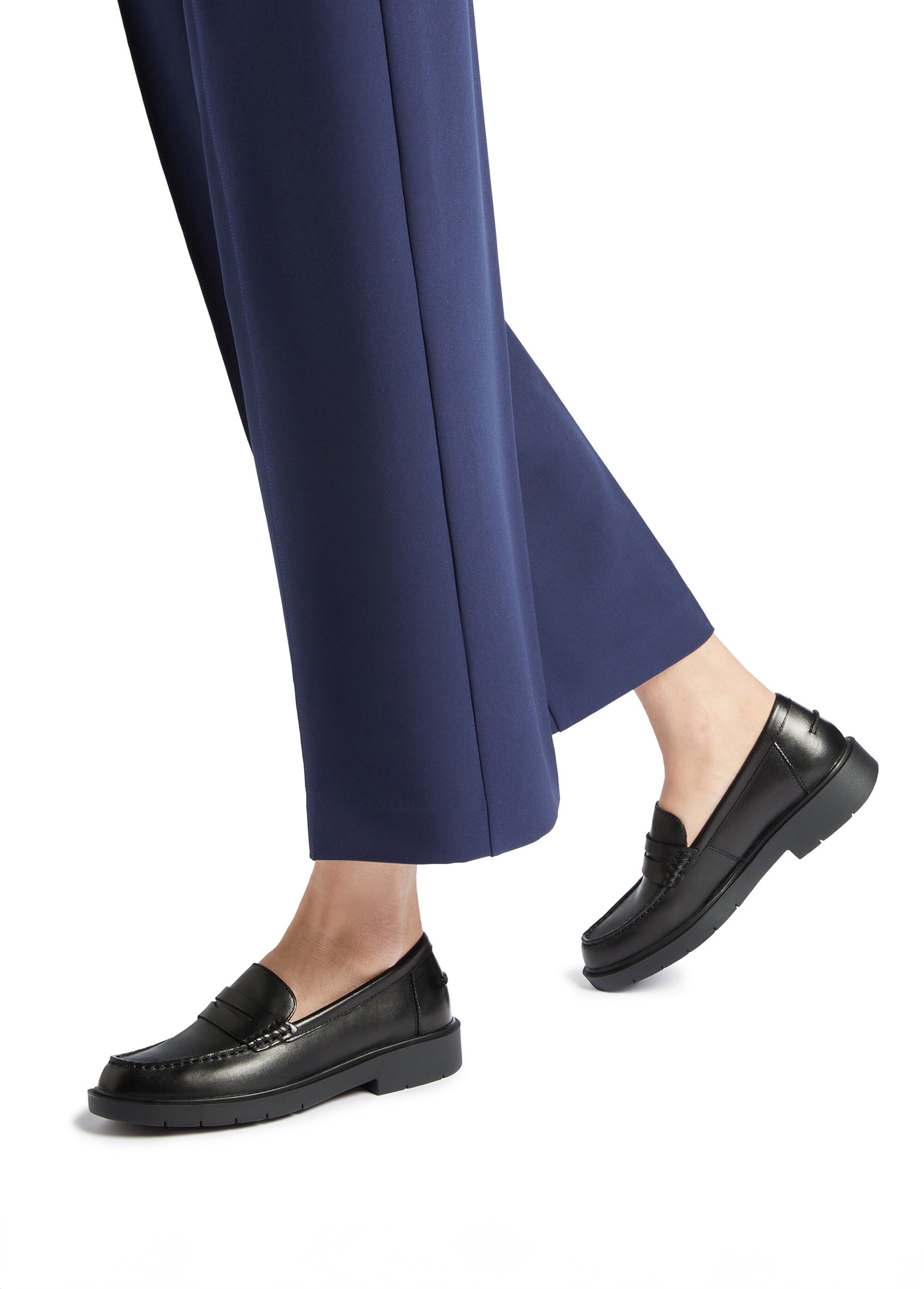 Mocassins cuir semelle épaisse Femme Noir GEO-D25QRA SF1