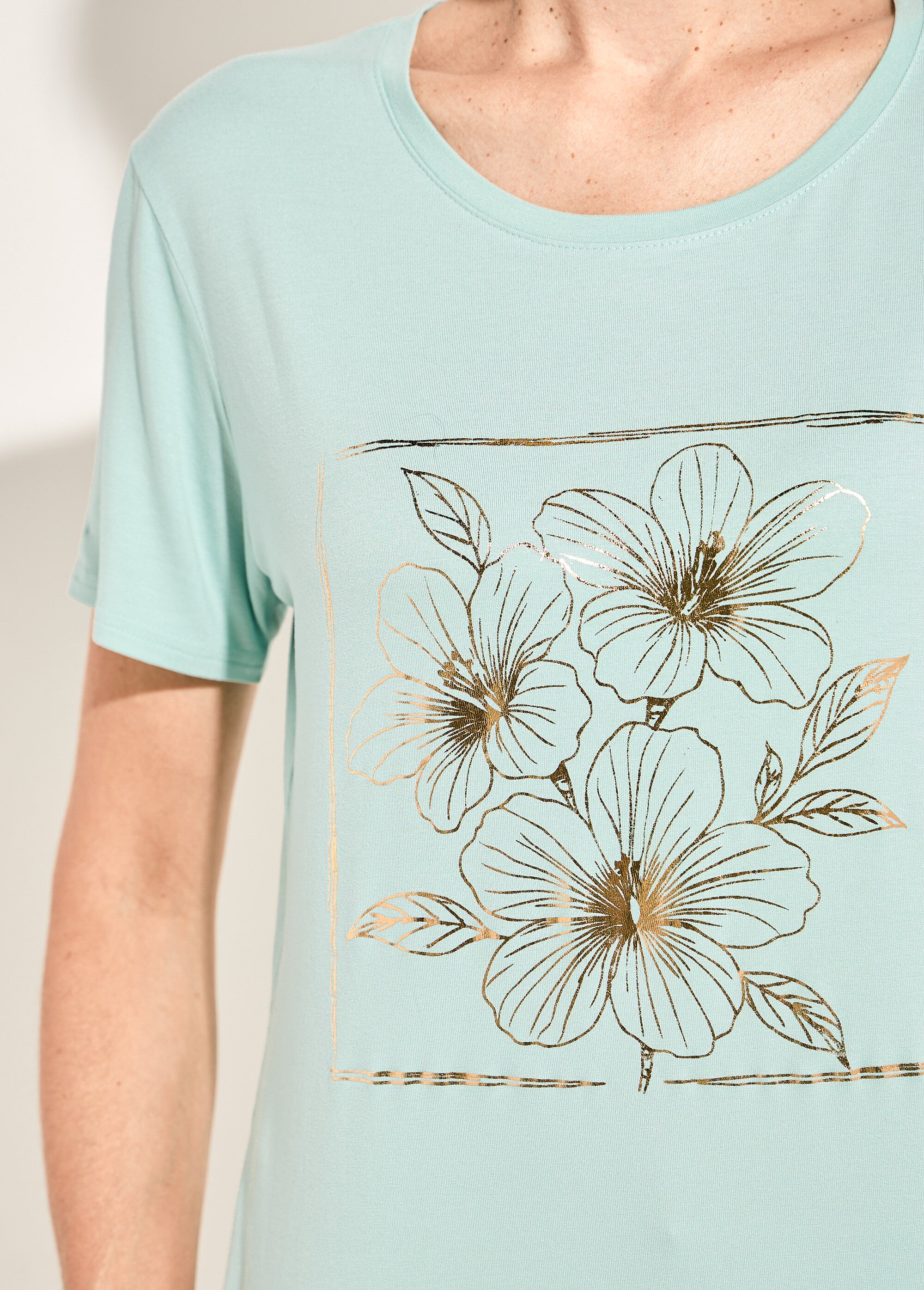 T-shirt motif doré col rond manches courtes