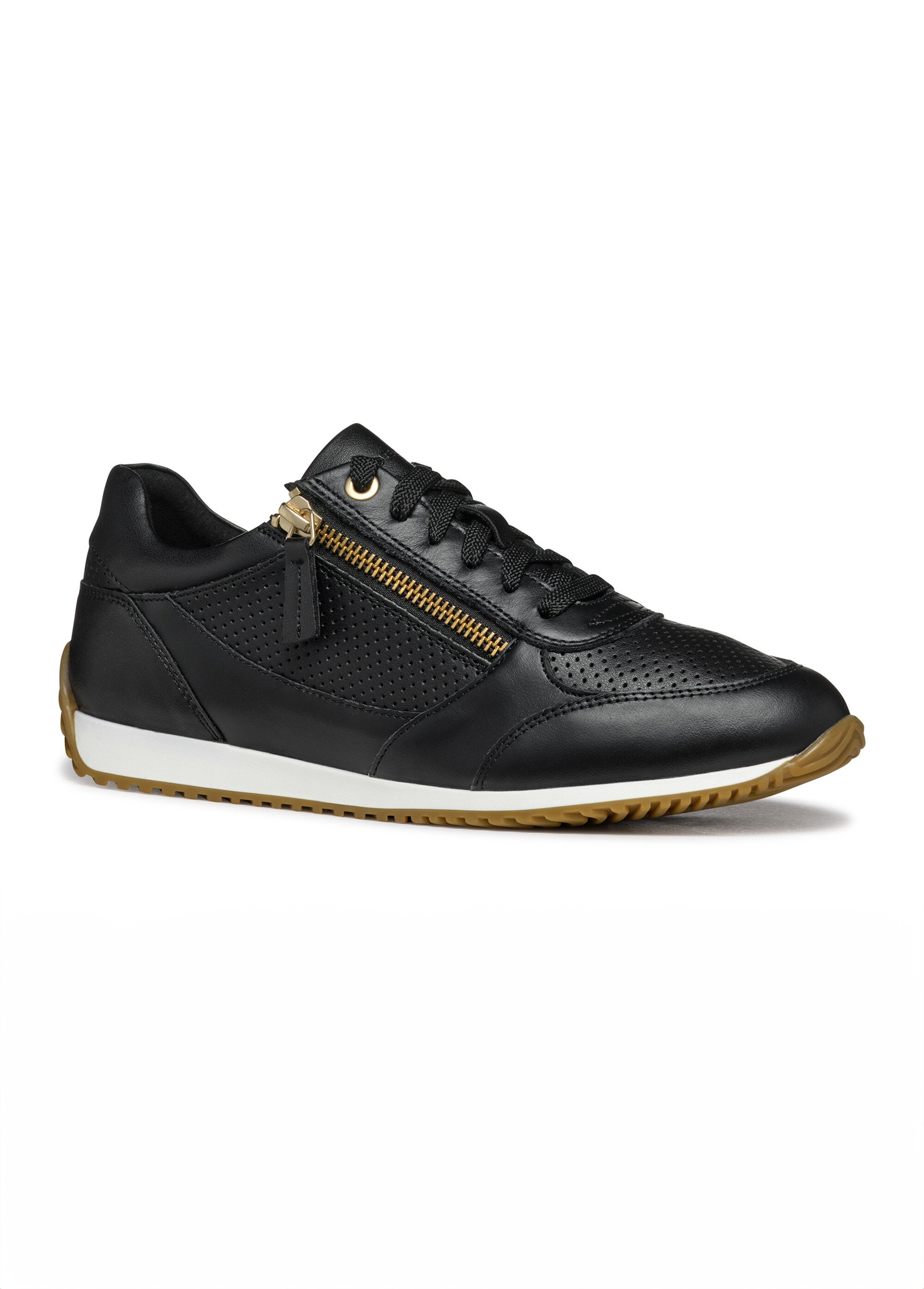 Baskets multimatières type joggers