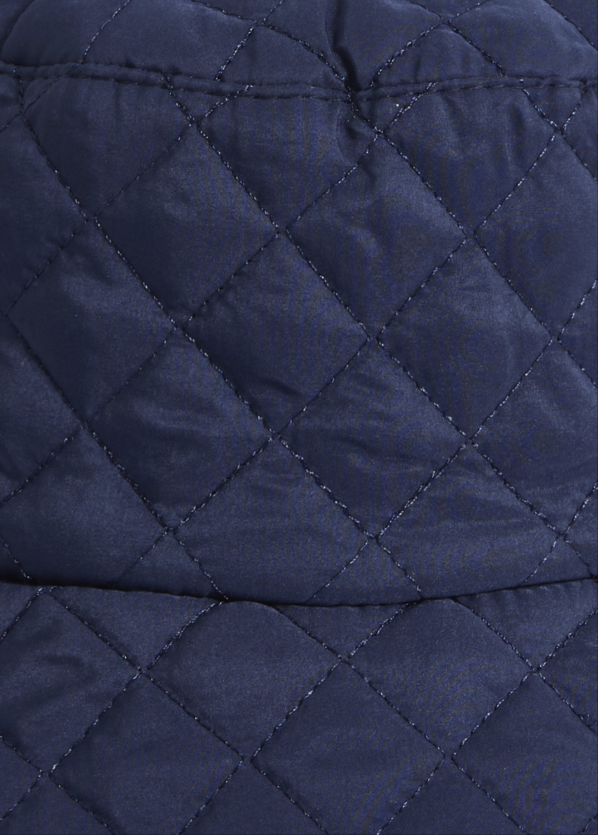 Bob matelassé avec surpiqures