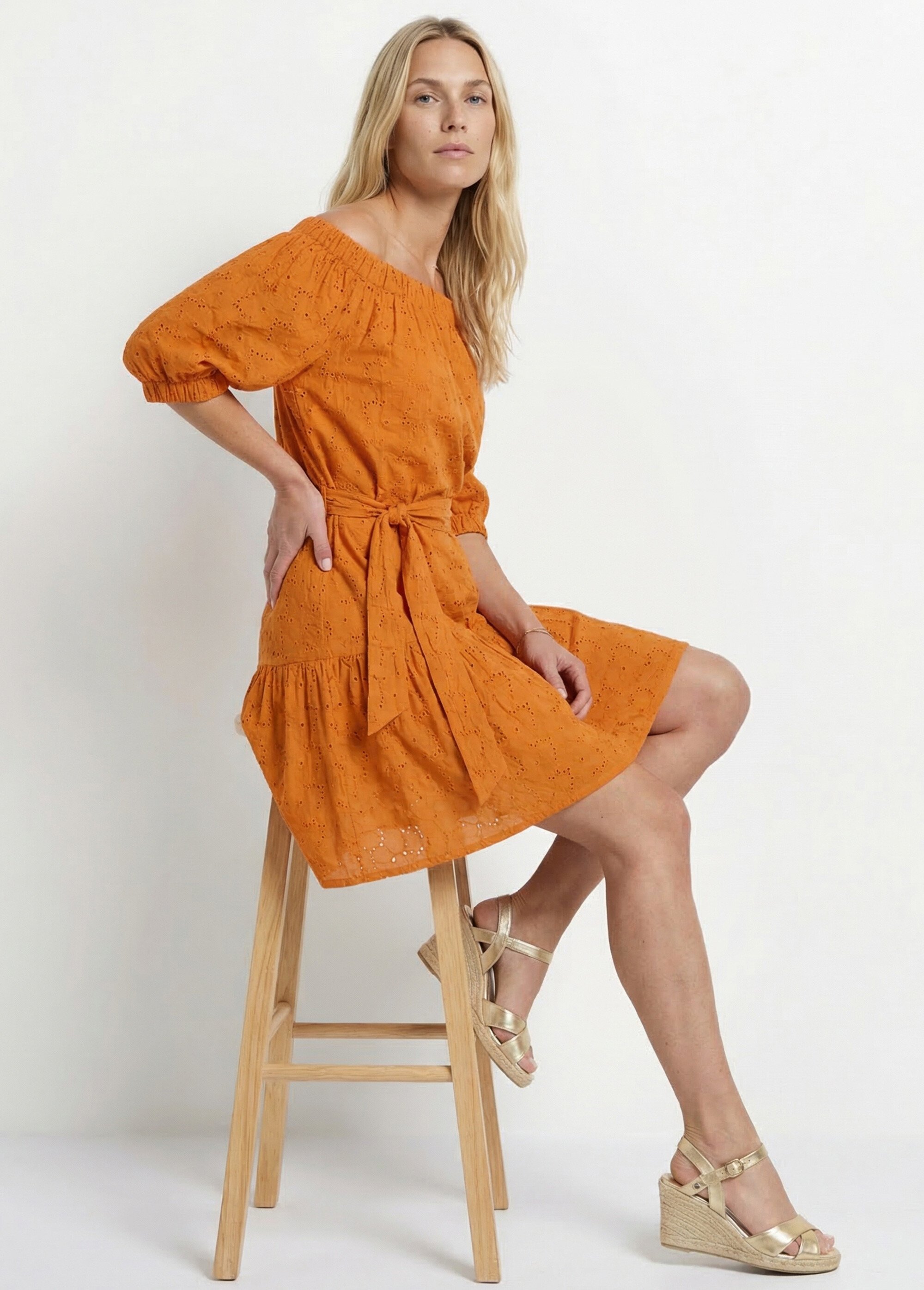 Robe courte col Bardot broderie anglaise Femme Orange ANG-OVIANY MV1