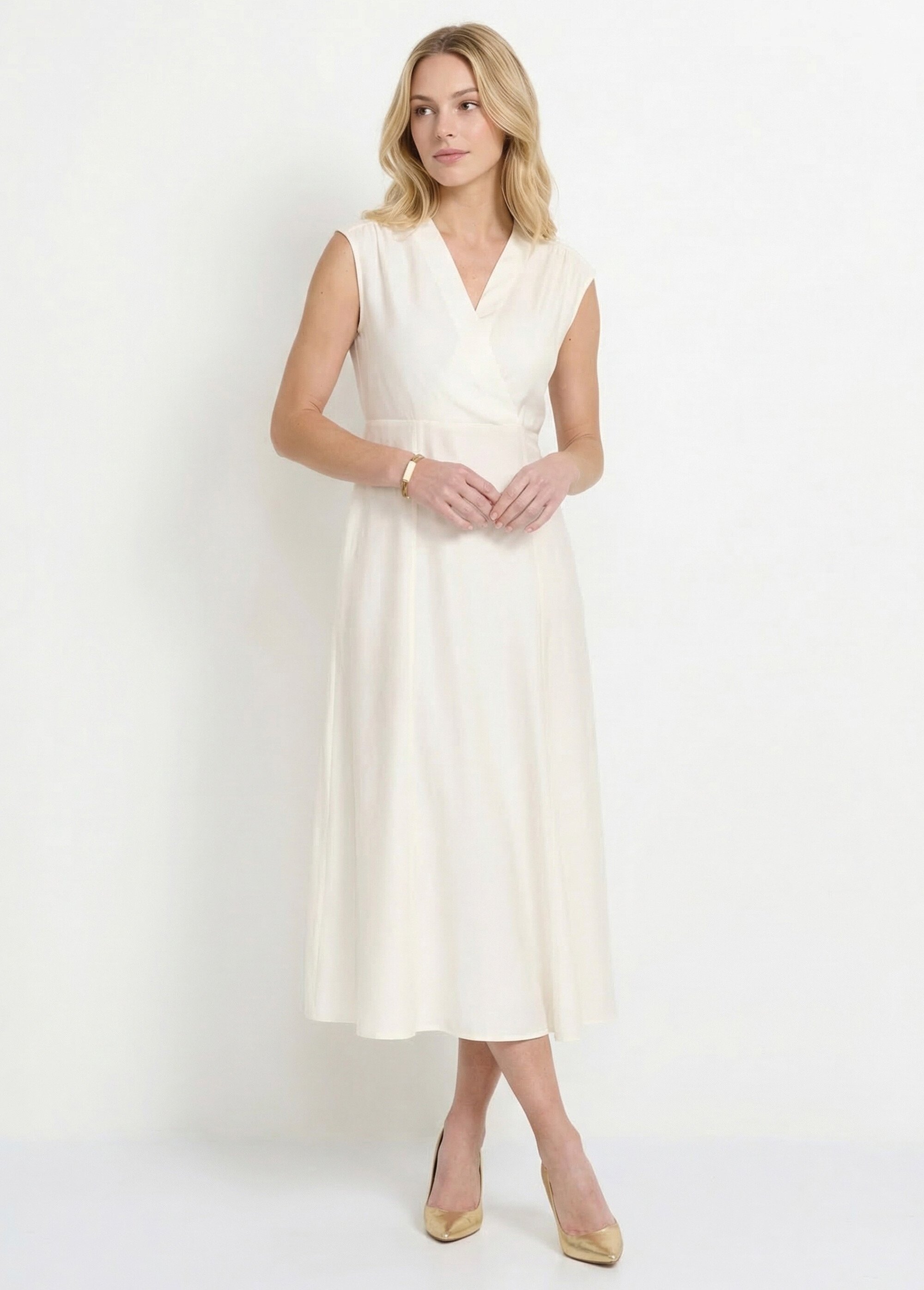 Robe longue sans manches décolleté cache-coeur