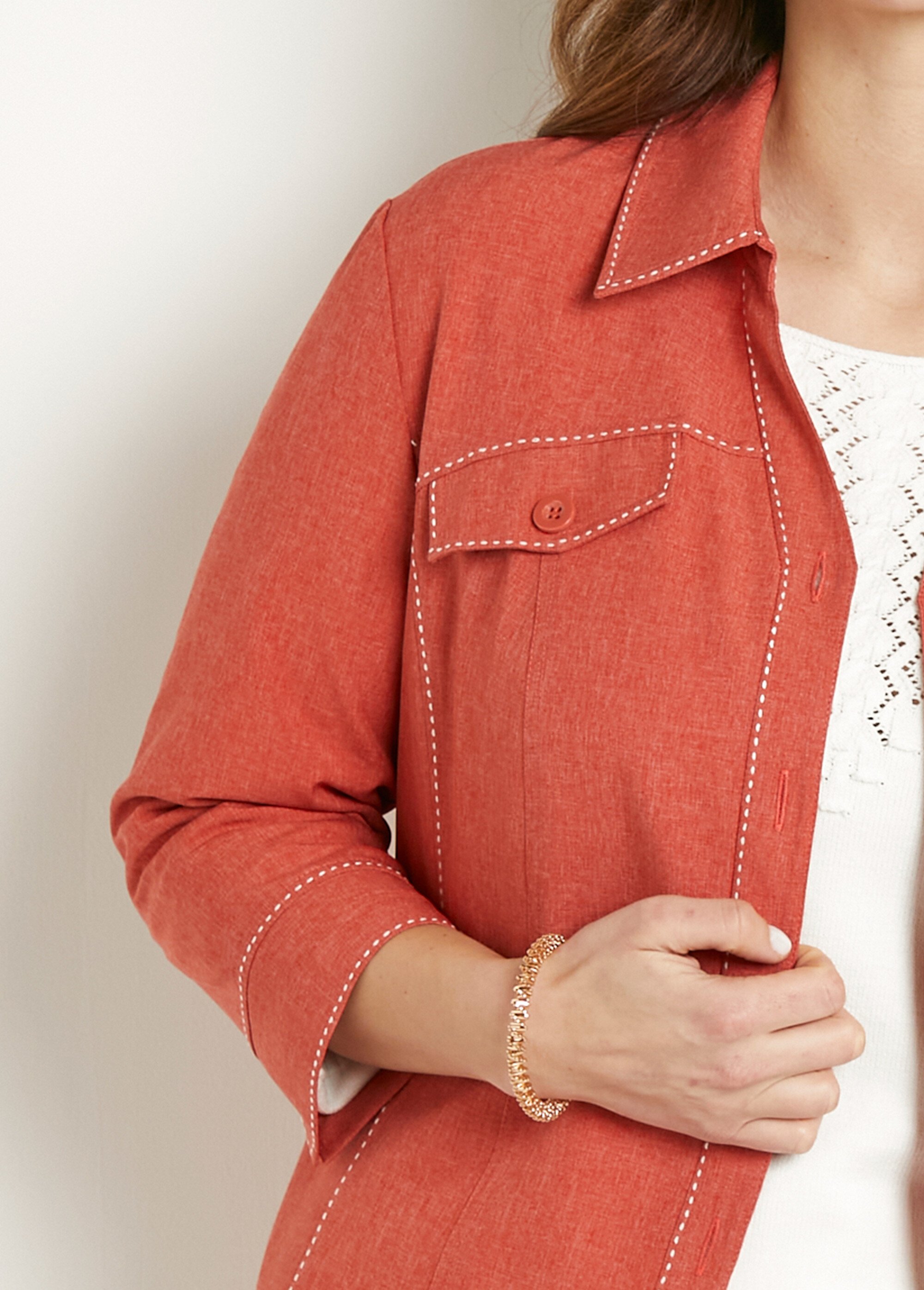 Veste longue boutonnée