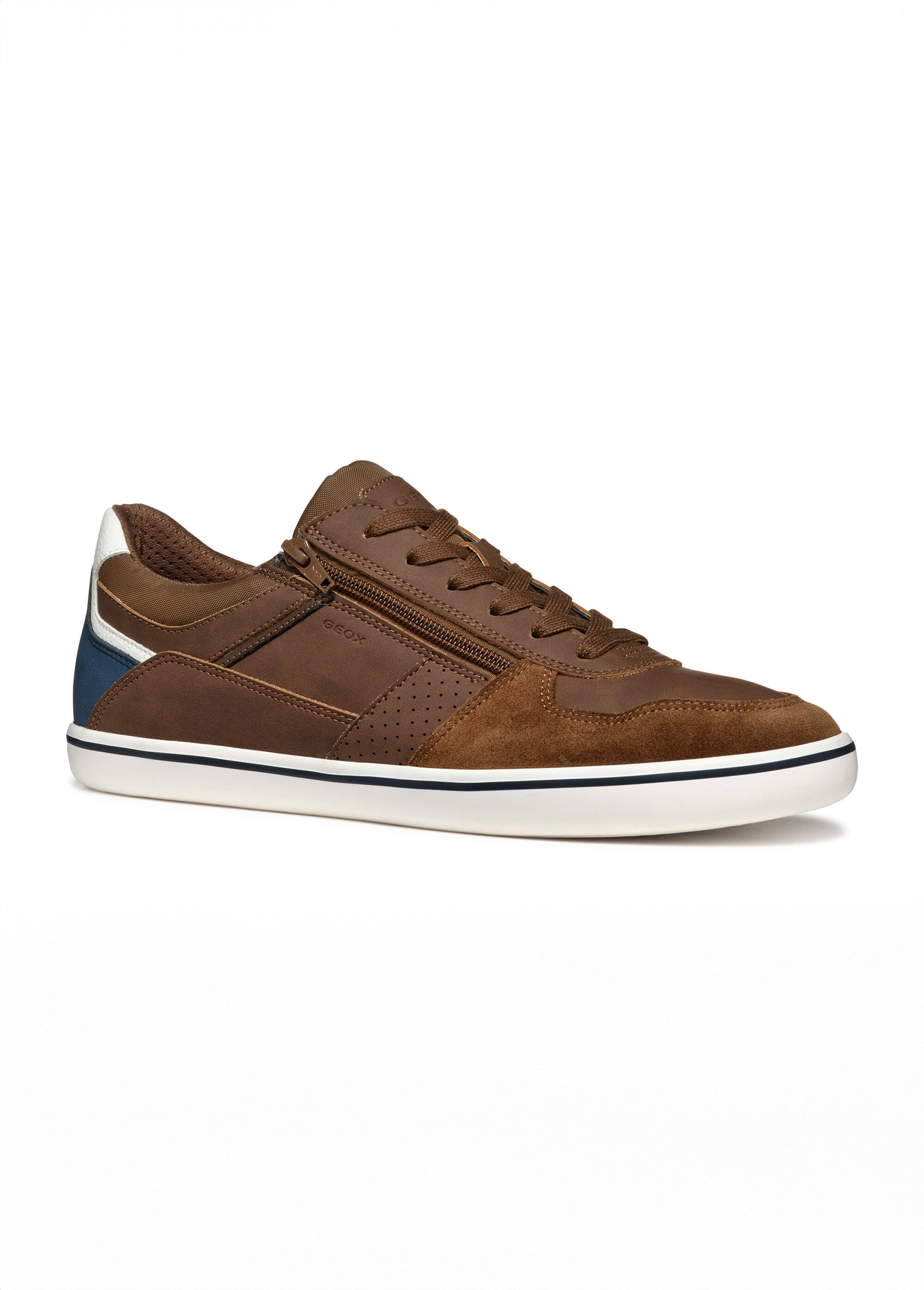 Baskets multimatières lacets et zip