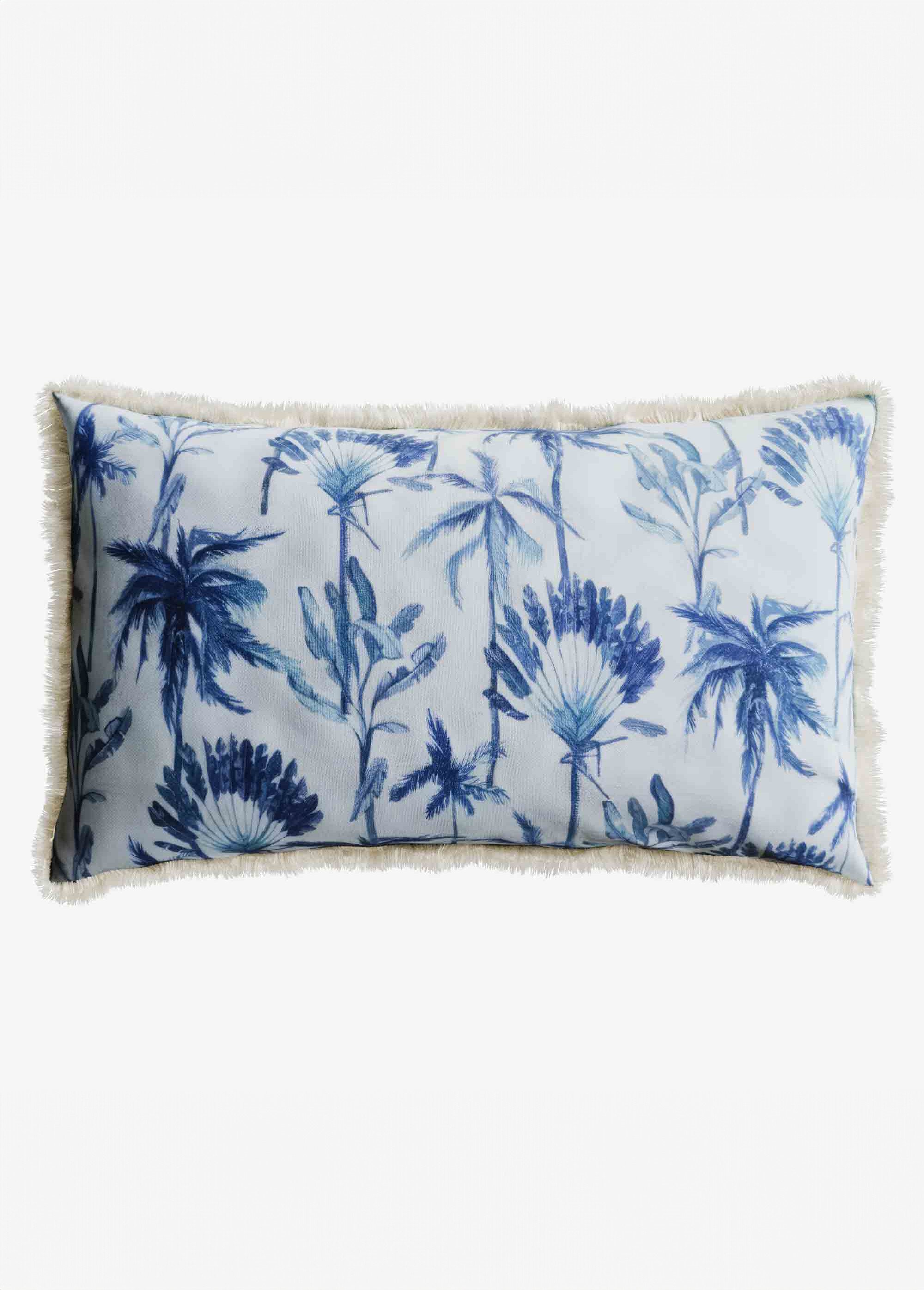 Coussin ethnique décoratif à franges