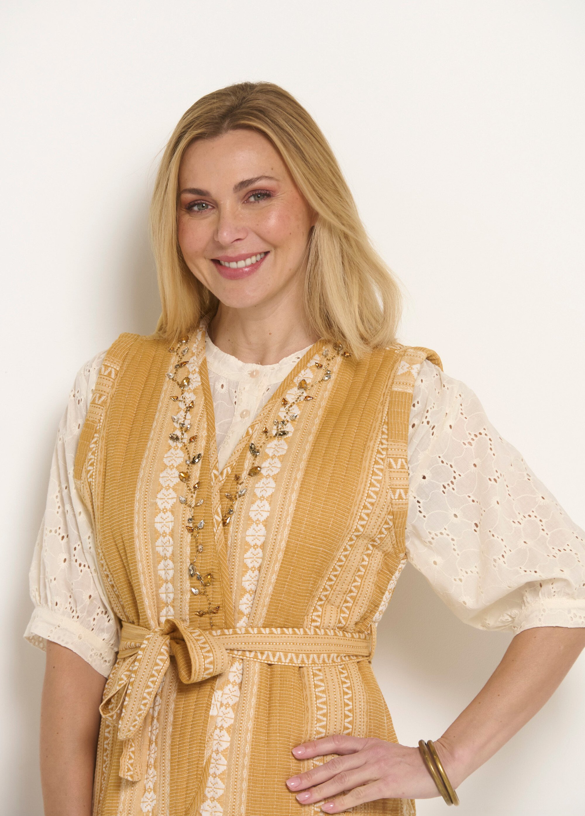 Veste matelassée sans manches détails strass