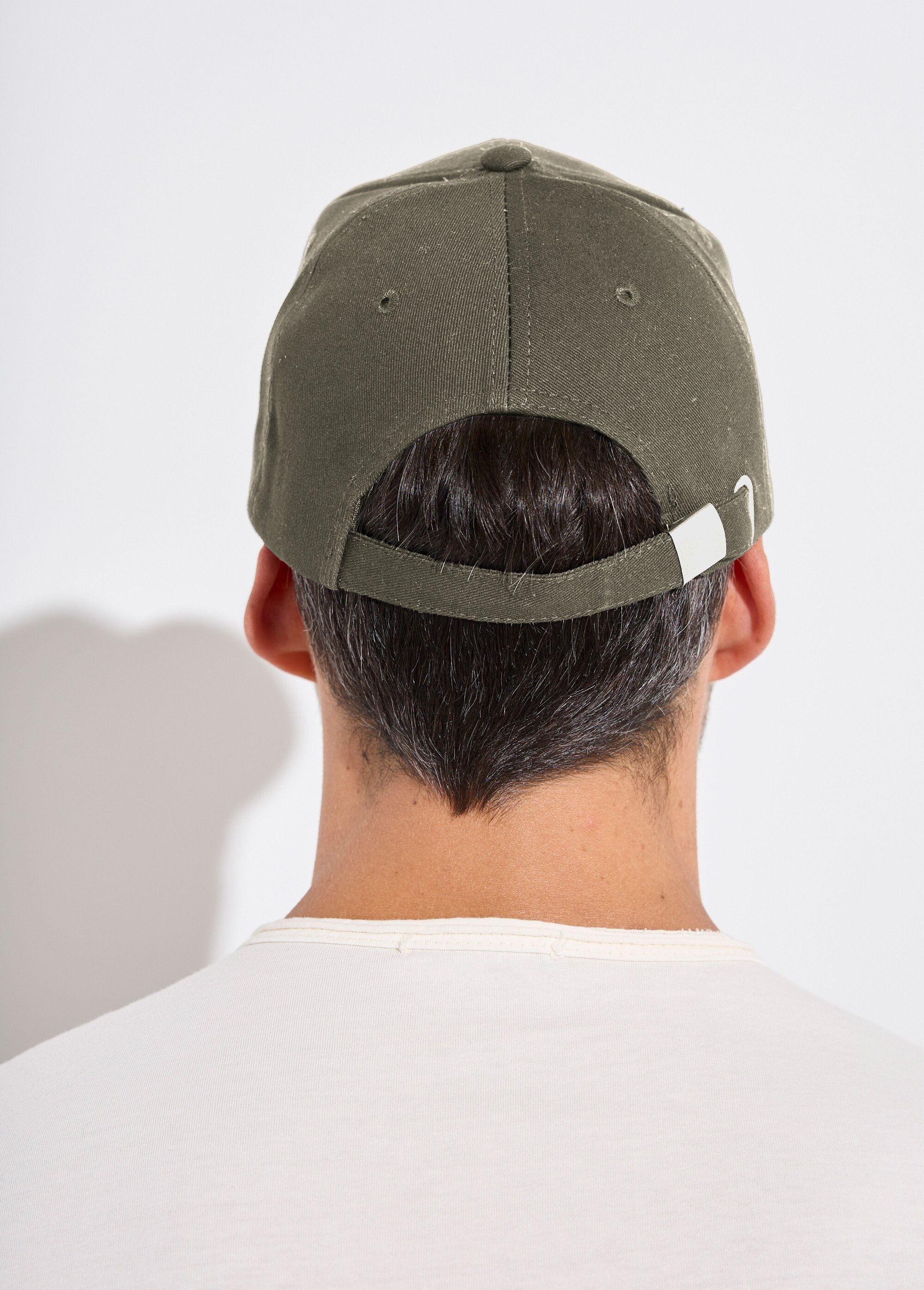 Casquette en twill de coton patch gomme