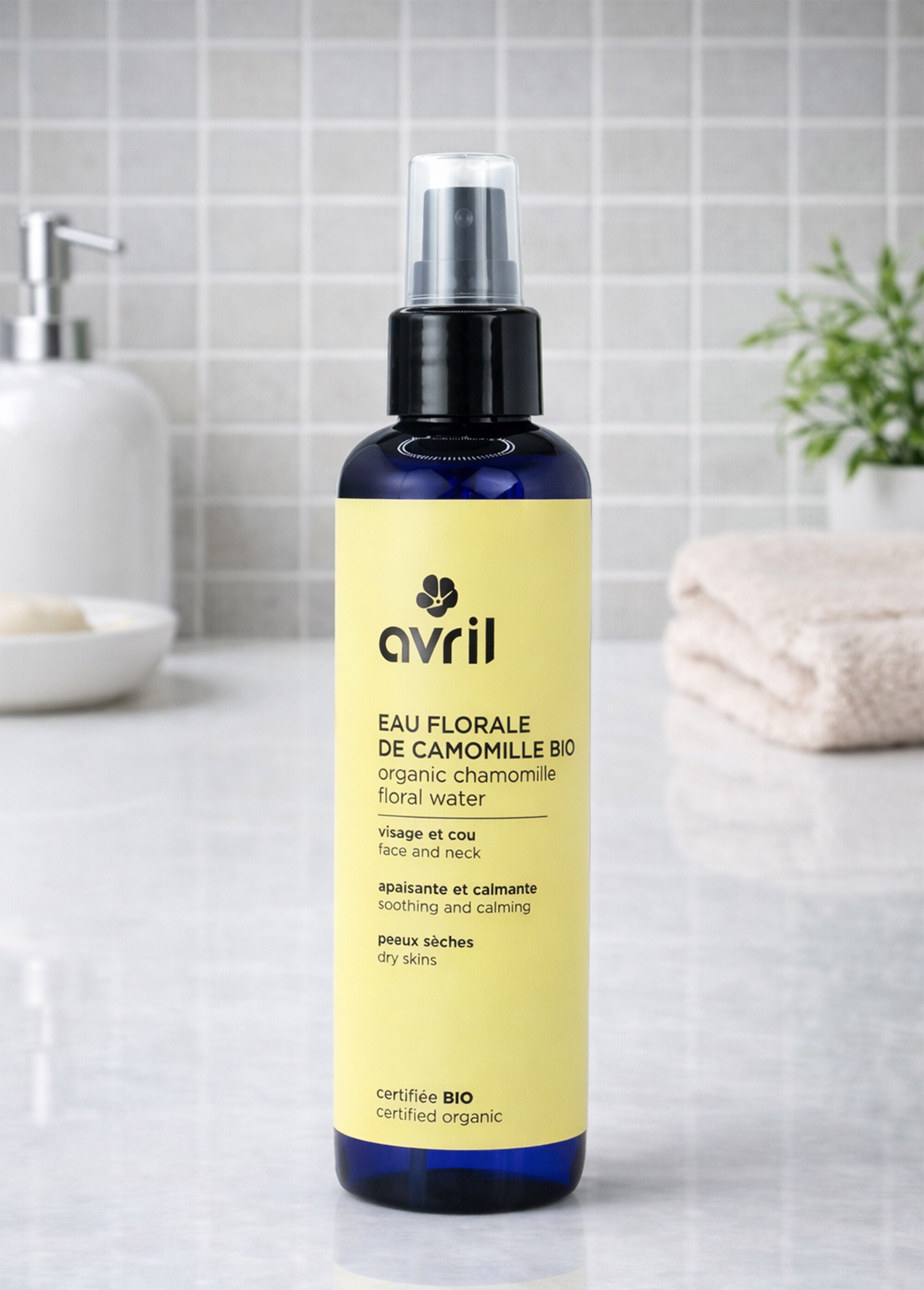 Eau florale BIO pour la peau CAMOMILLE AV-1264 SI1