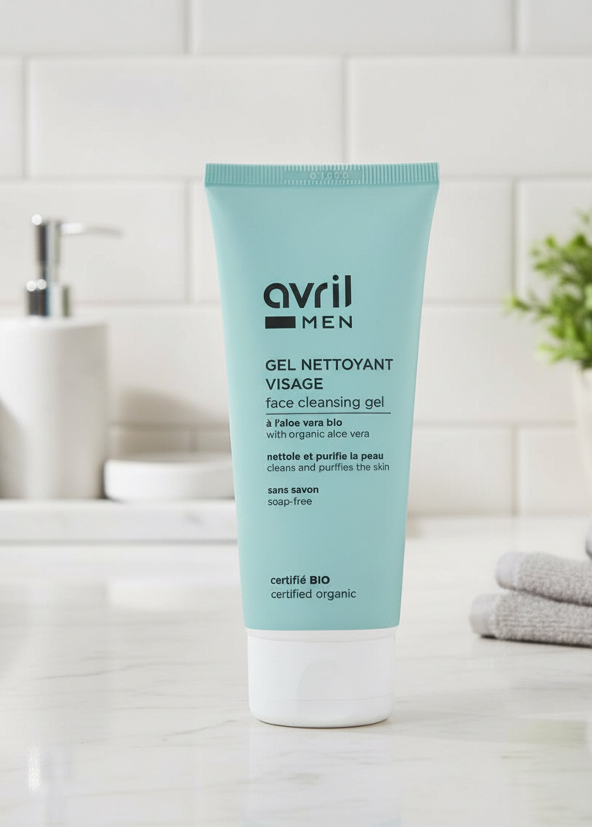 Gel nettoyant visage BIO pour homme Blanc AV-711 SI1