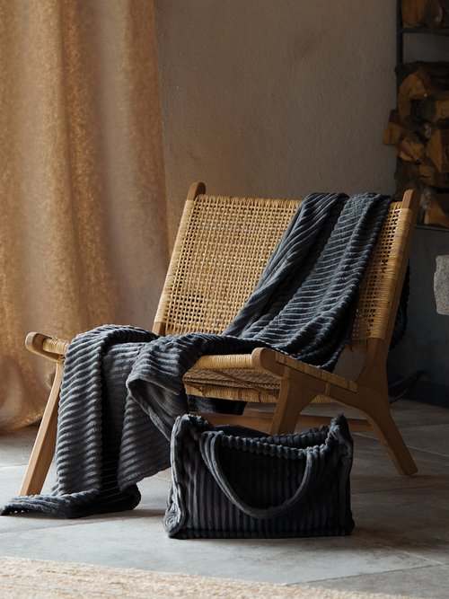 Plaid toucher peluche effet côtelé Gris RUPLAID SI1