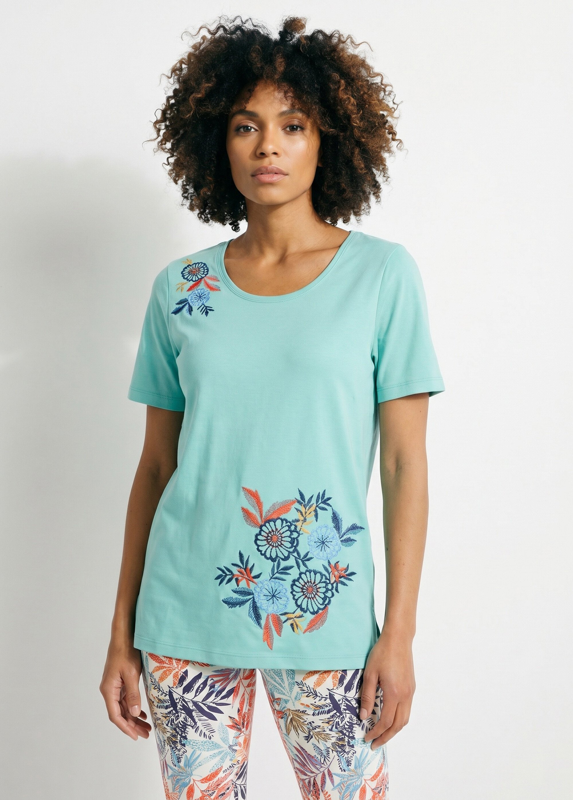 T-shirt manches courtes brodé ou imprimé Femme Vert CAMPEAUX FA1