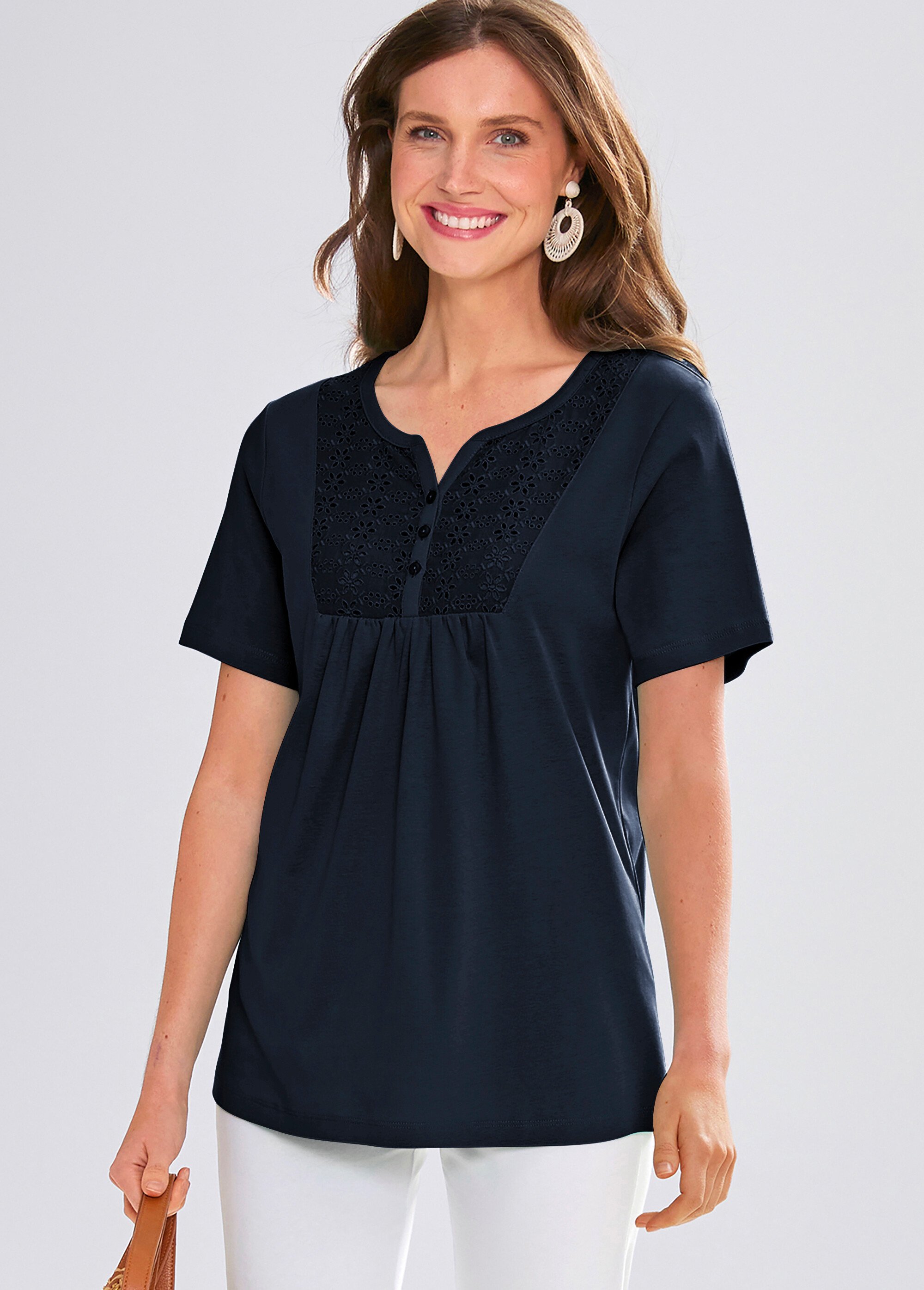 T-shirt long boutonné broderie anglaise