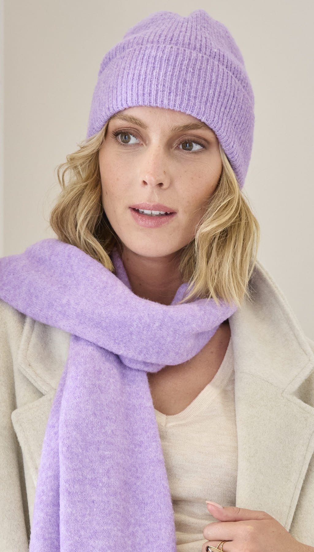 Bonnet chaud maille côtelée avec laine