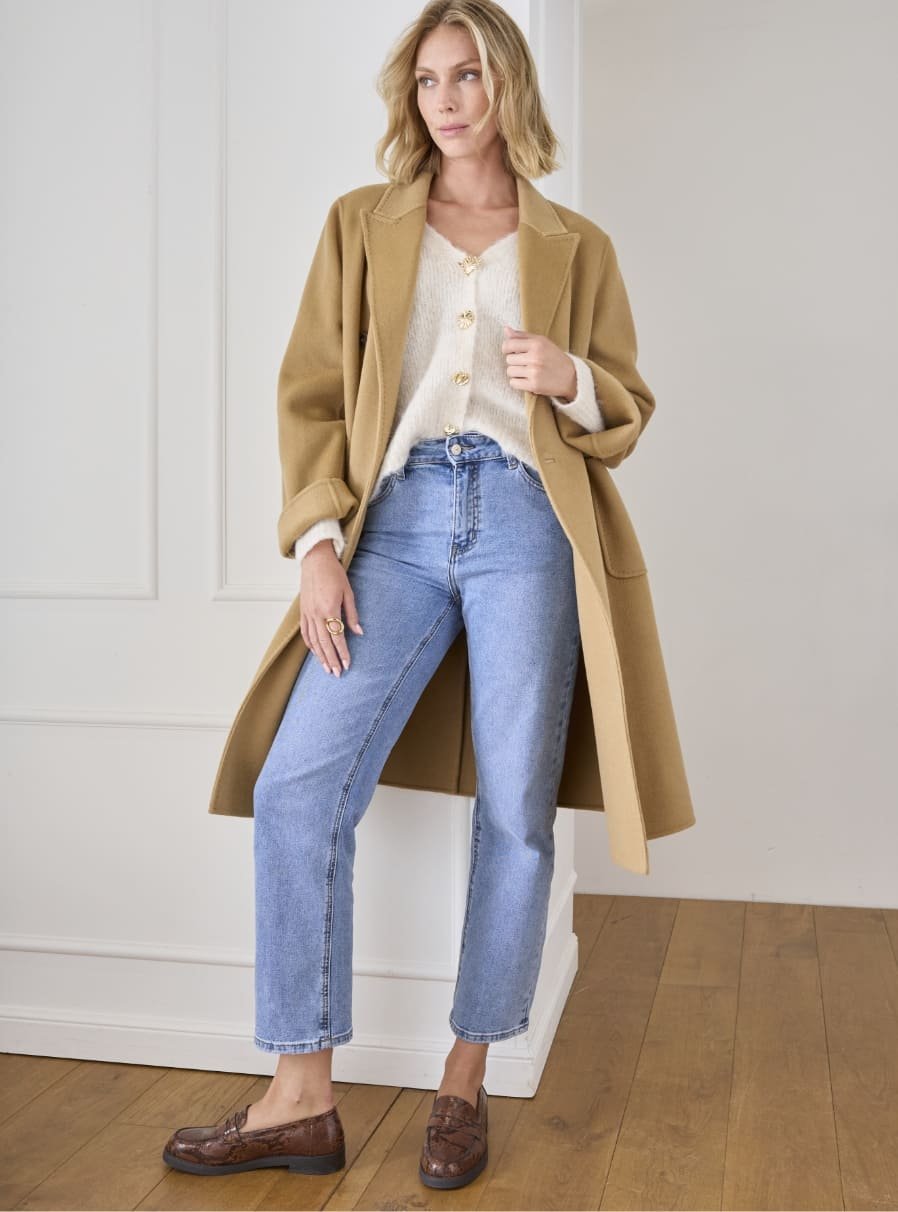 Manteau long drap de laine col tailleur