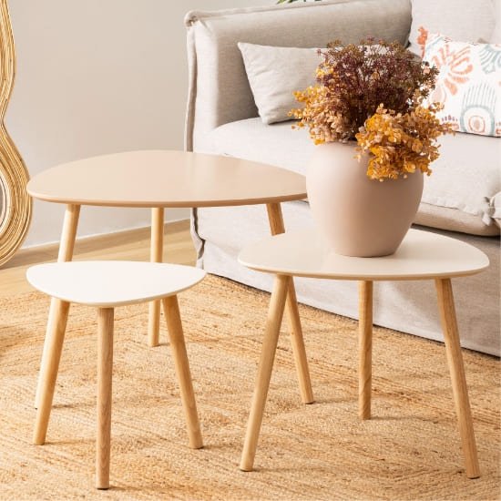 Trio de tables gigognes formes épurées