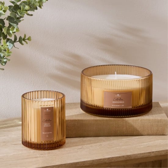 Bougie parfumée avec pot en verre strié