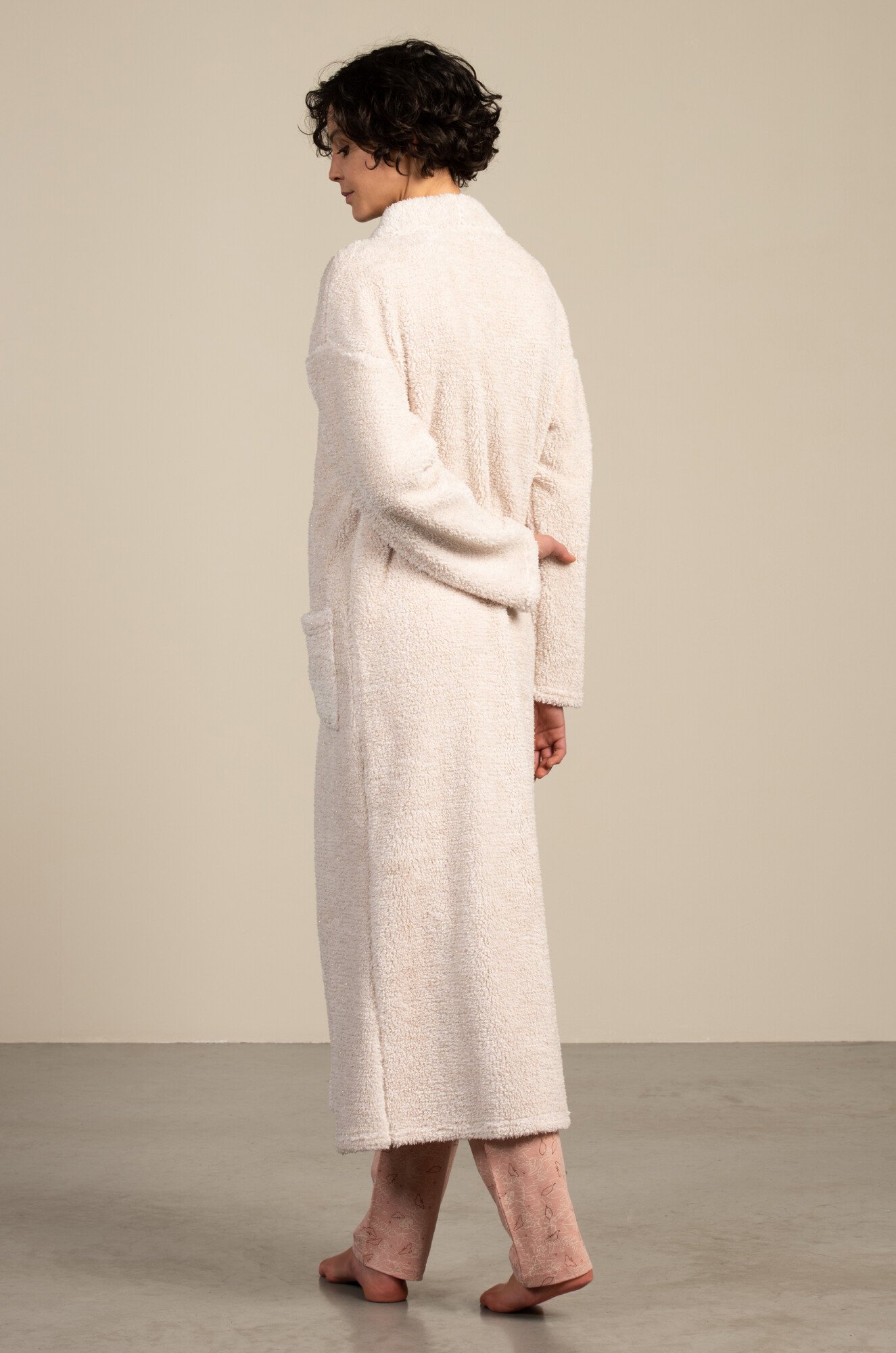 Woman Long dressing gown in a plush knit fabric Fleece¤Synthetic WENOIR